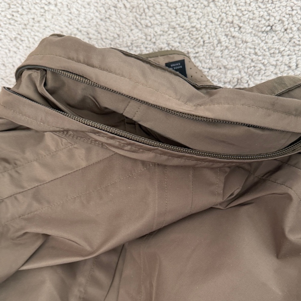 Marc New York Men's Khaki rain Jacket with hide away hood - Picture 5 of 7